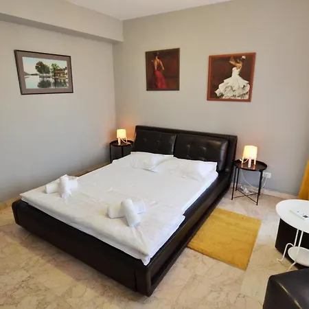 Central Sunrise Unirii Апартаменты Бухарест